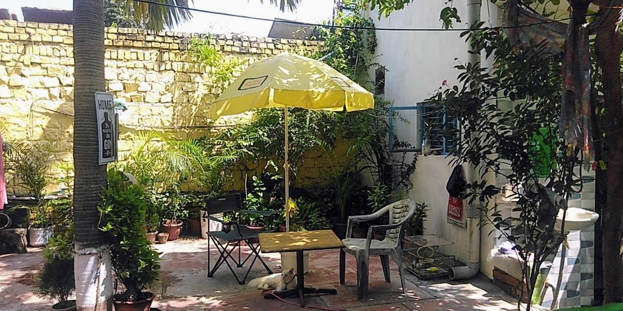 Zigzag Homestay Agra  Buitenkant foto