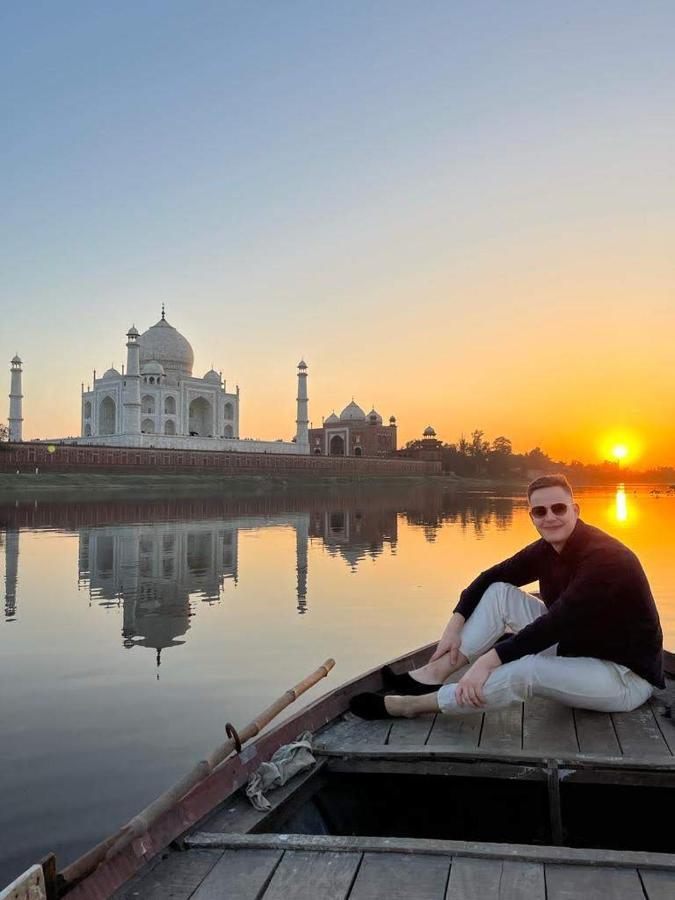 Zigzag Homestay Agra  Buitenkant foto