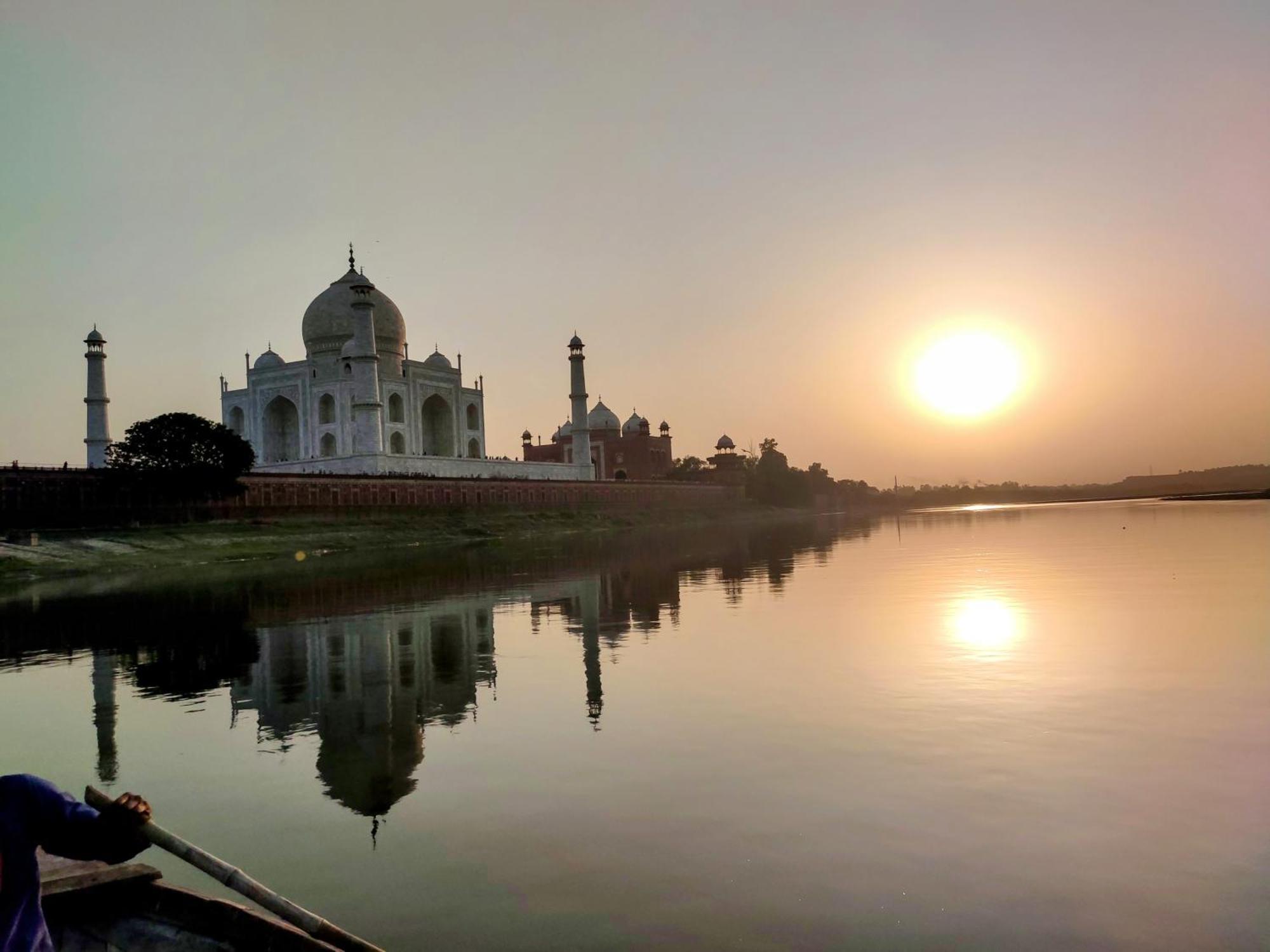 Zigzag Homestay Agra  Buitenkant foto