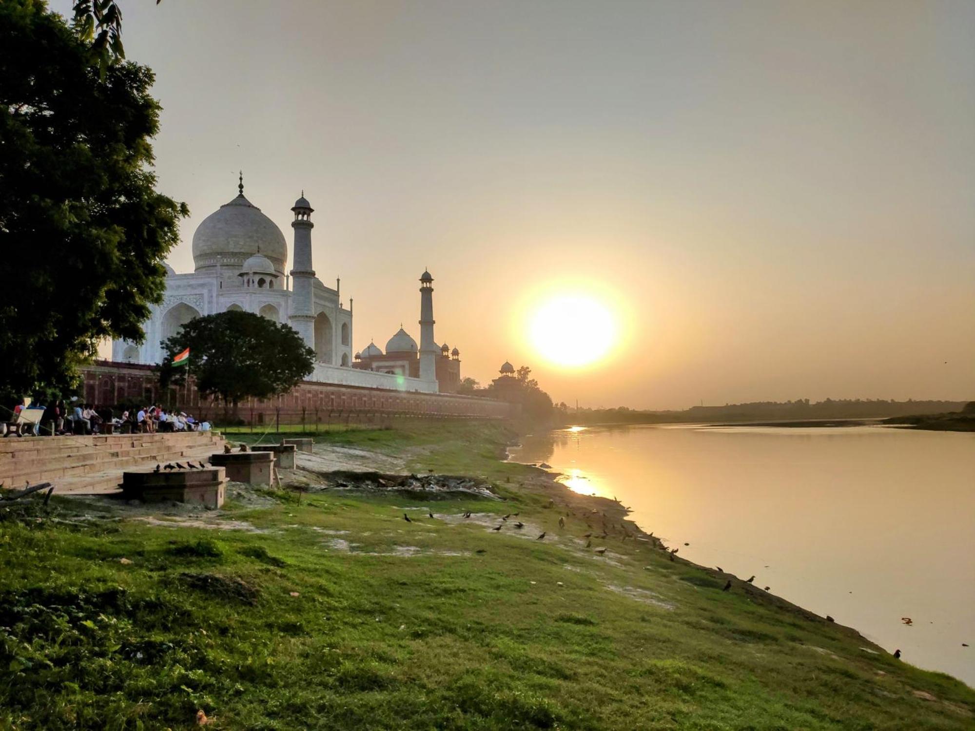 Zigzag Homestay Agra  Buitenkant foto