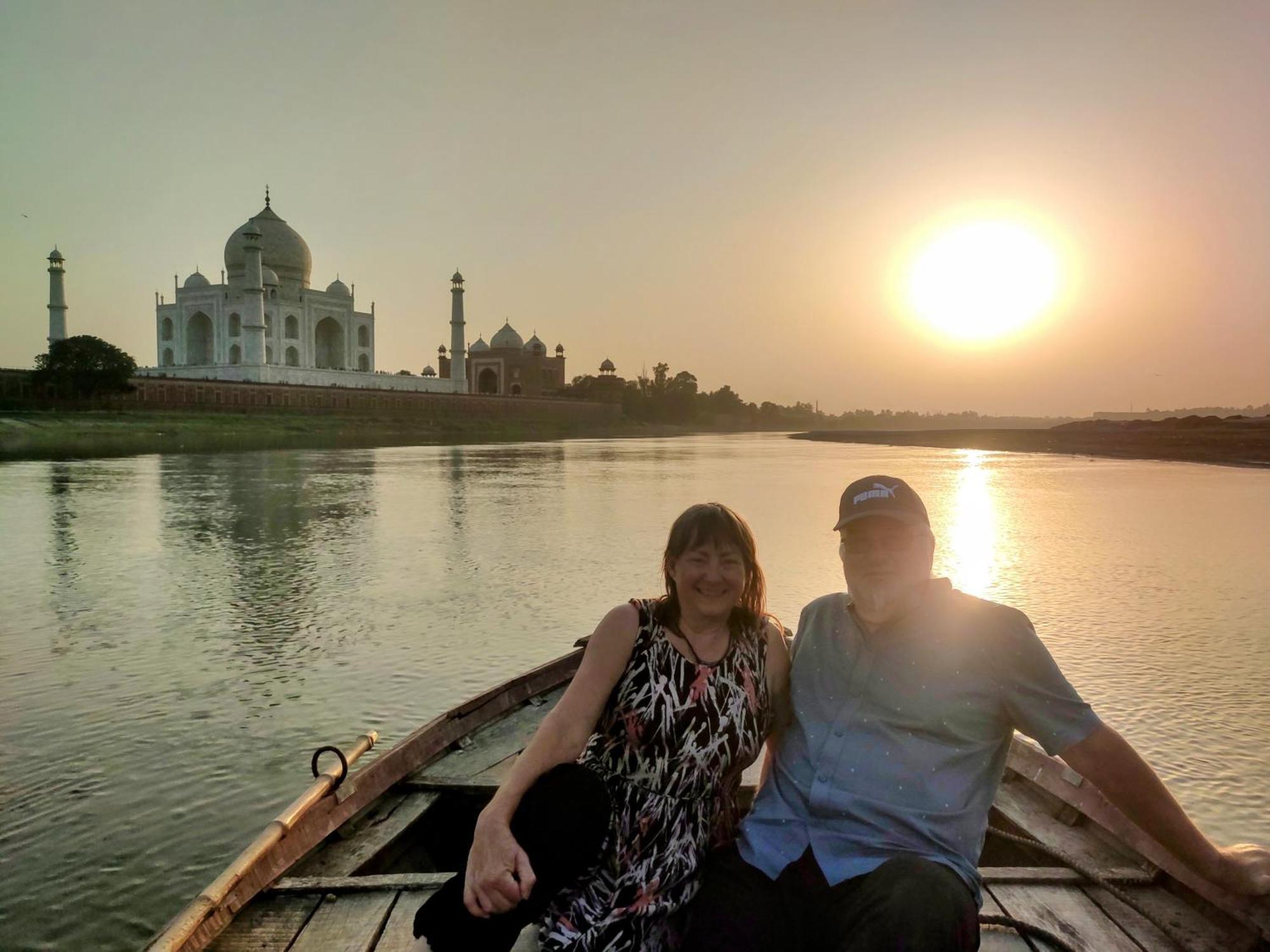 Zigzag Homestay Agra  Buitenkant foto