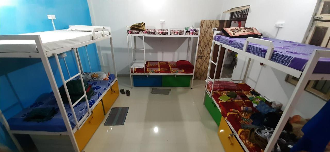Zigzag Homestay Agra  Buitenkant foto